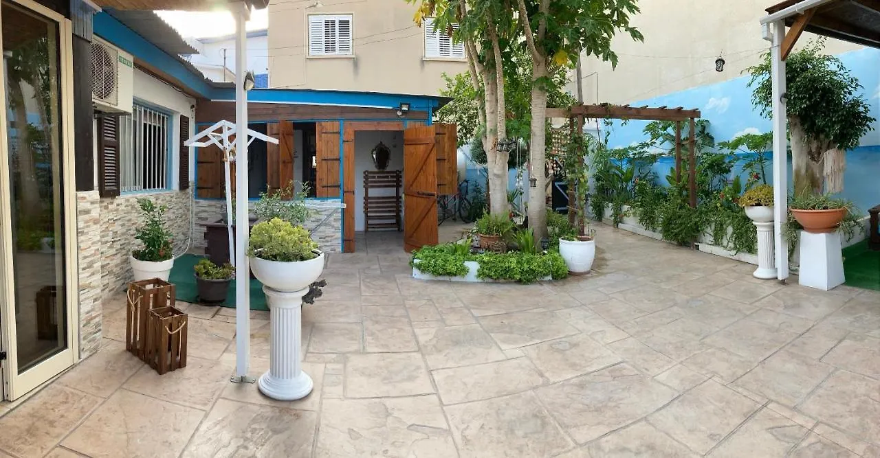 Feriehus Mamas Summer House Larnaca